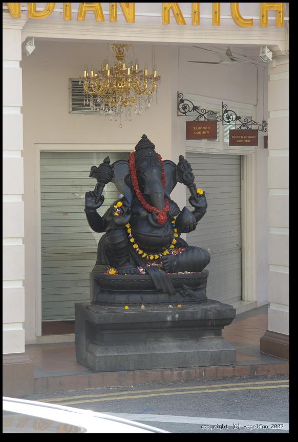 Tempel am Strassenrand